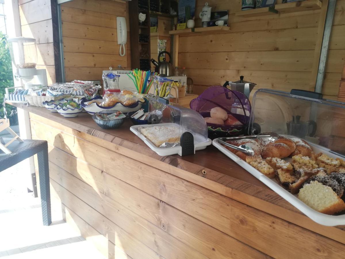 Askia Rooms & Breakfast Ашеа Экстерьер фото